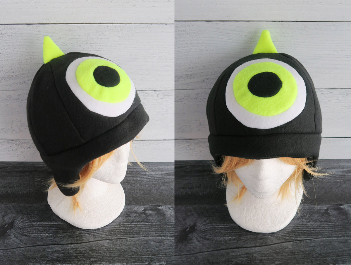WEIRDO MONSTER HAT 2個セット One Horned Monster Hat - One Eye Monster Horns Fleece Hat