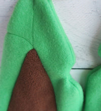 Load image into Gallery viewer, Leaf Fleece Hat