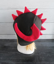Load image into Gallery viewer, Curled Horn Dragon Fleece Hat