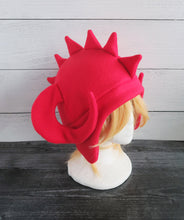 Load image into Gallery viewer, Curled Horn Dragon Fleece Hat