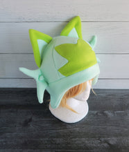 Load image into Gallery viewer, Sprig Fleece Hat