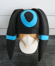 Load image into Gallery viewer, Umb Fleece Hat
