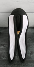 Load image into Gallery viewer, Long Eared Bunny Fleece Hat
