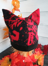Load image into Gallery viewer, Bloody Hand Cat Fleece Hat