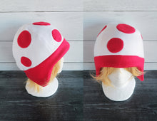 Load image into Gallery viewer, Mushroom Fleece Hat
