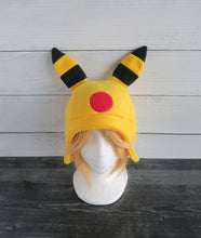 Load image into Gallery viewer, Amp Fleece Hat
