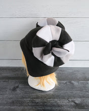 Load image into Gallery viewer, Custom Sheep Tri-Color Horns - Fleece Hat
