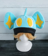 Load image into Gallery viewer, Yellow-Blue Lion Fleece Hat
