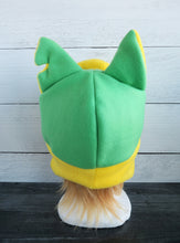 Load image into Gallery viewer, Shogun Cat Fleece Hat
