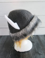 Load image into Gallery viewer, Wolf Fur Vikings Helmet Fleece Hat
