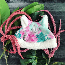 Load and play video in Gallery viewer, Spring Cat Hat - Flower Cat Fleece Hat - Sherpa Hat
